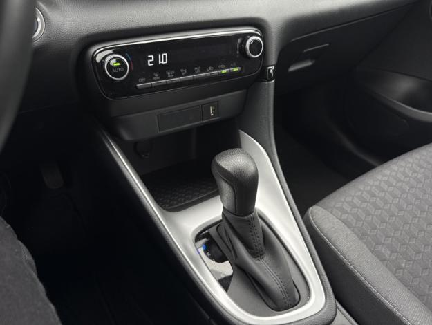 TOYOTA Yaris Hybride 116h Dynamic  