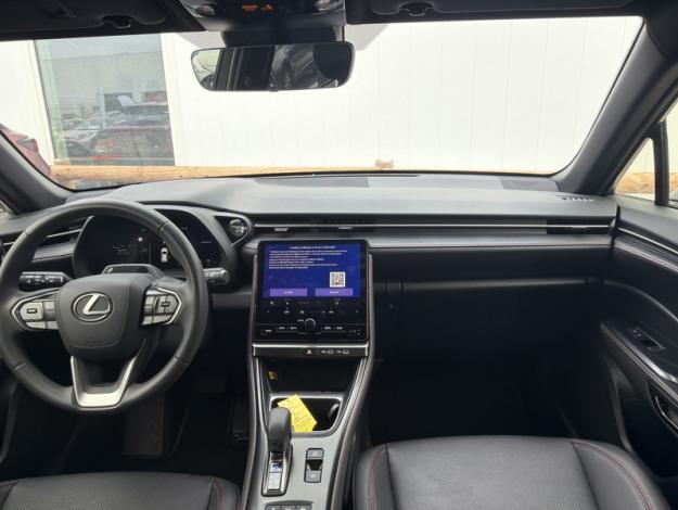 LEXUS LBX 1.5 136H 2WD Emotion  