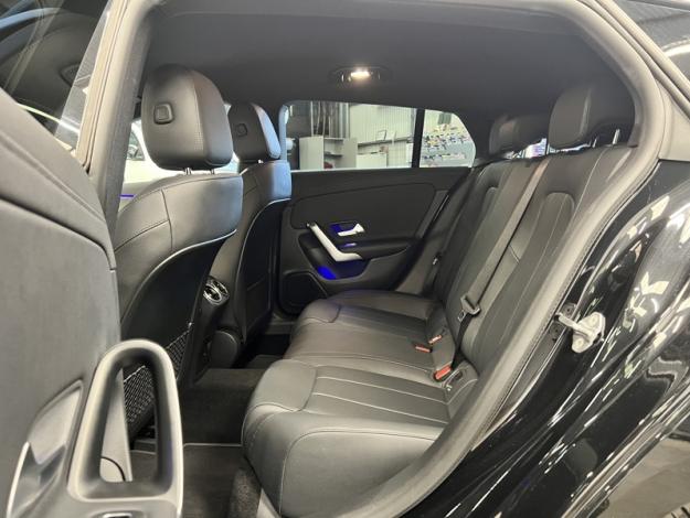 MERCEDES-BENZ CLA 180 SB Luxury Line Pack éclairage  