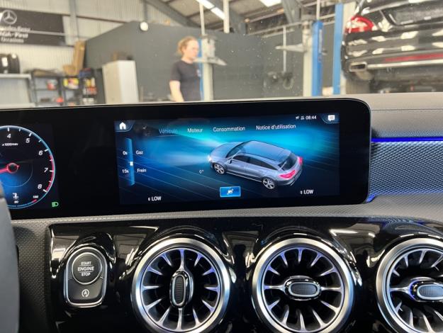 MERCEDES-BENZ CLA 180 SB Luxury Line Pack éclairage  