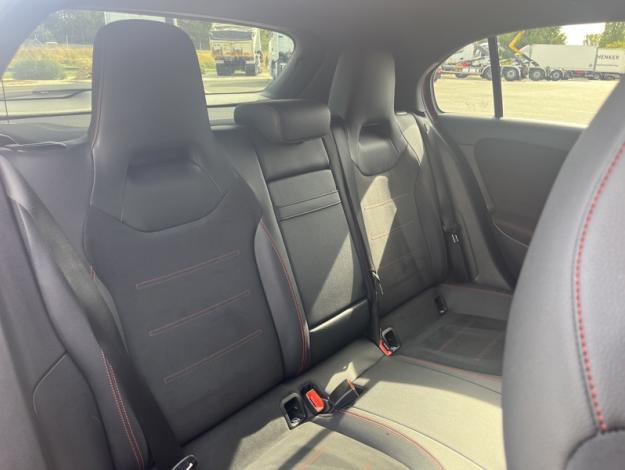 MERCEDES-BENZ Classe A 180 d AMG Line  