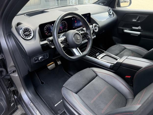MERCEDES-BENZ GLA 200 d AMG Line  