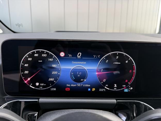MERCEDES-BENZ GLA 200 d AMG Line  
