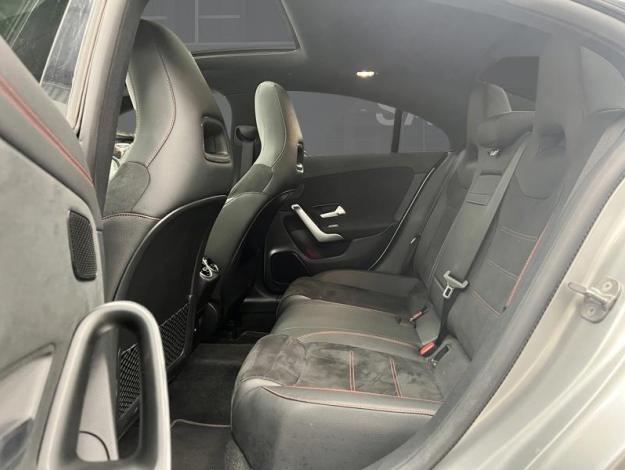 MERCEDES-BENZ CLA 180 d Coupé AMG Line  
