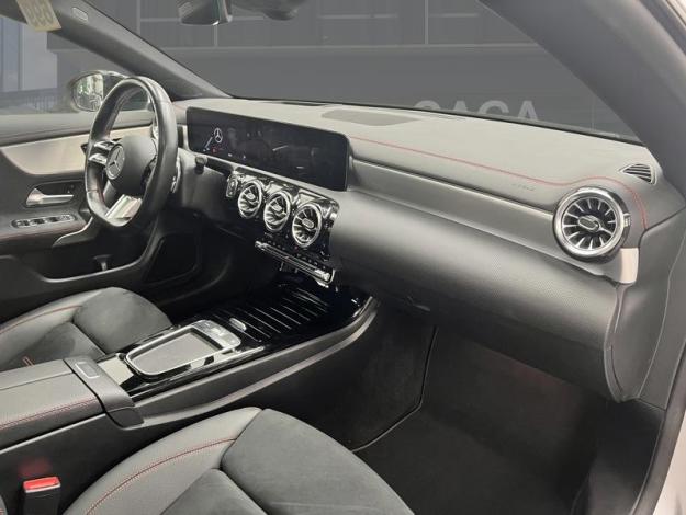 MERCEDES-BENZ CLA 180 d Coupé AMG Line  