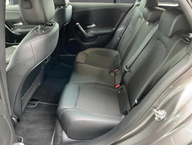 MERCEDES-BENZ CLA 180 d Shooting Brake Luxury Line  