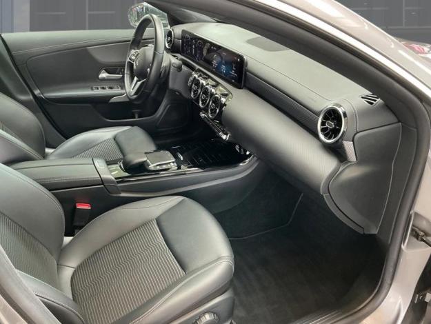 MERCEDES-BENZ CLA 180 d Shooting Brake Luxury Line  