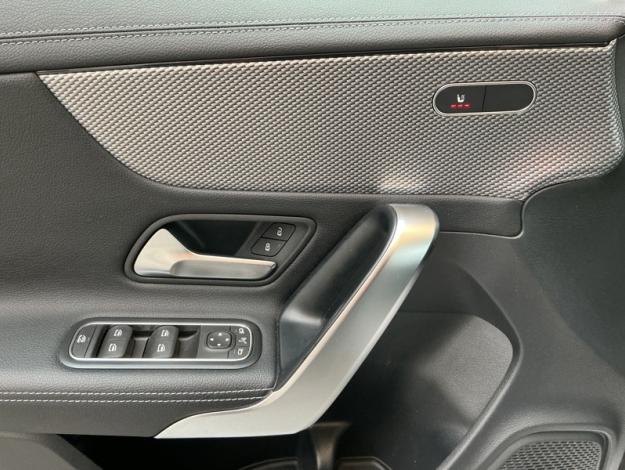 MERCEDES-BENZ CLA 180 d Shooting Brake Luxury Line  