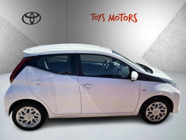 TOYOTA Aygo 1.0 VVT-i x-play  1.0 72 ch BVA5