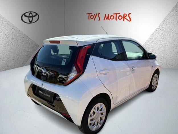 TOYOTA Aygo 1.0 VVT-i x-play  1.0 72 ch BVA5