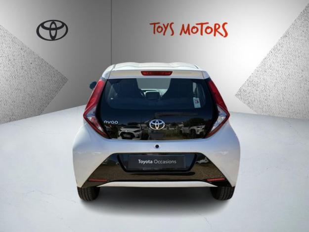 TOYOTA Aygo 1.0 VVT-i x-play  1.0 72 ch BVA5