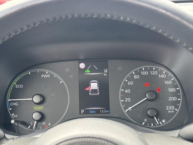 TOYOTA Yaris Hybride 116h France Business  