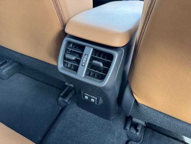 LEXUS UX 2.0 250H 2WD Luxe  