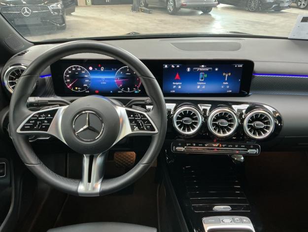MERCEDES-BENZ CLA 180 d Coupé Luxury Line  