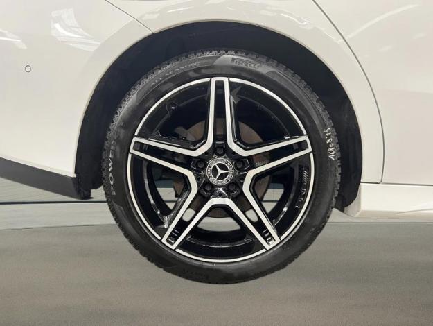 MERCEDES-BENZ CLA 200 d Shooting Brake AMG Line  
