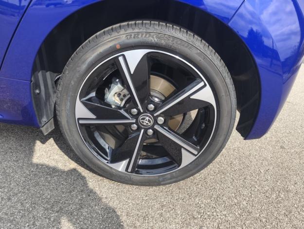 TOYOTA Yaris Hybride 130h Collection  MY25