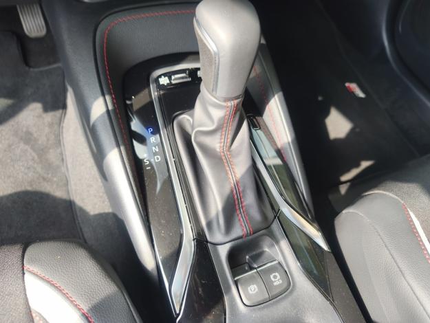 TOYOTA Corolla Hybride 2.0L 178 GR Sport  TECHNO MY25 - Toit ouvrant