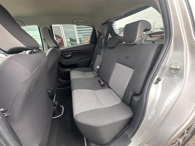 TOYOTA Yaris Design Y20  1.5 111 ch 