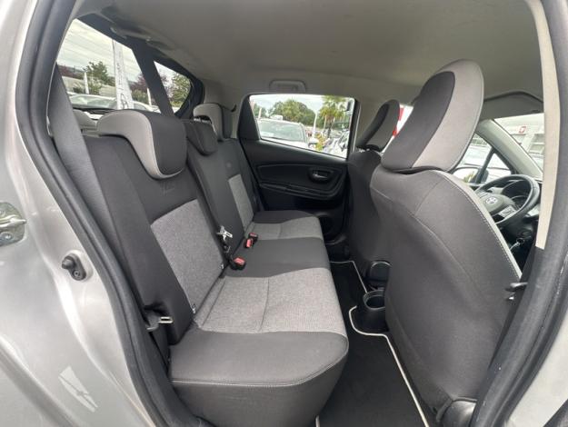 TOYOTA Yaris Design Y20  1.5 111 ch 