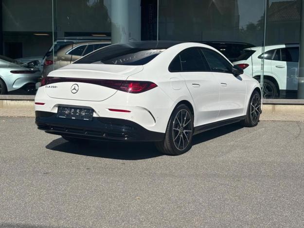 MERCEDES-BENZ CLA 250 + Coupé AMG Pack Night Multibeam  