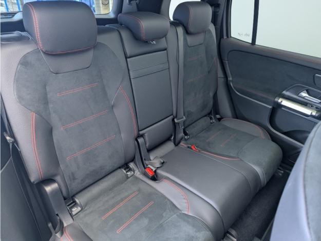 MERCEDES-BENZ GLB 200 d AMG Line  