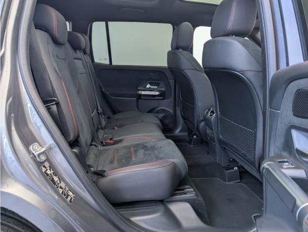 MERCEDES-BENZ GLB 200 d AMG Line  