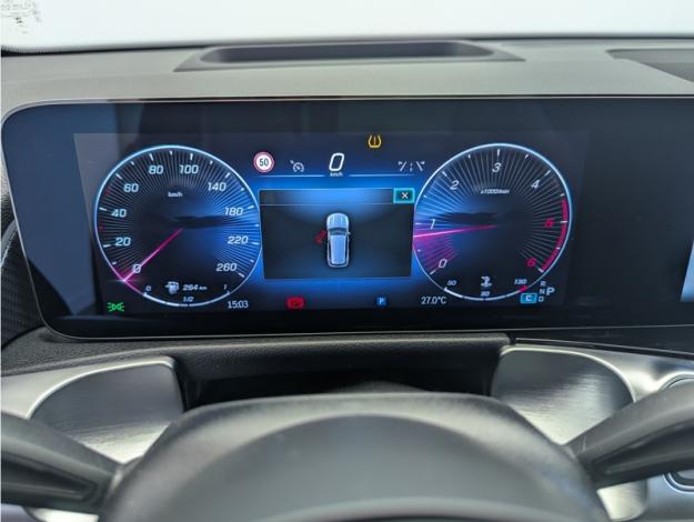 MERCEDES-BENZ GLB 200 d AMG Line  