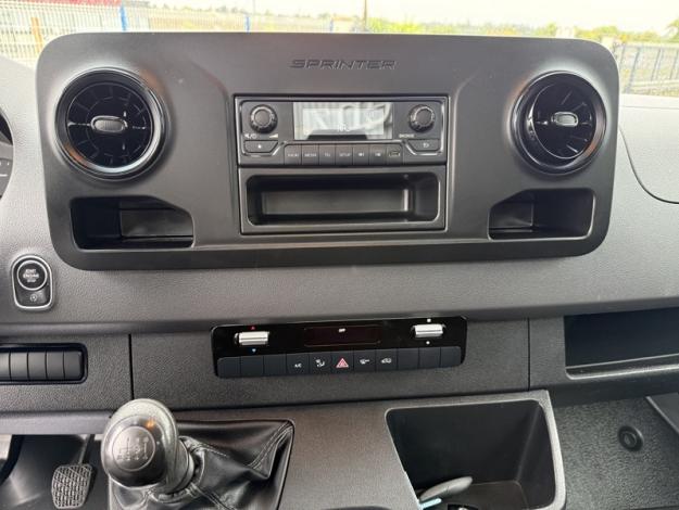 MERCEDES-BENZ Sprinter   SPRINTER VS30 514 Châssis cab 43 3,5t Propul.