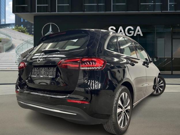 MERCEDES-BENZ B 180 d Business Line  