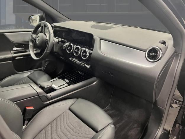 MERCEDES-BENZ B 180 d Business Line  