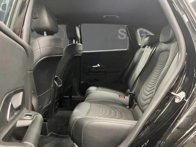 MERCEDES-BENZ B 180 d Business Line  