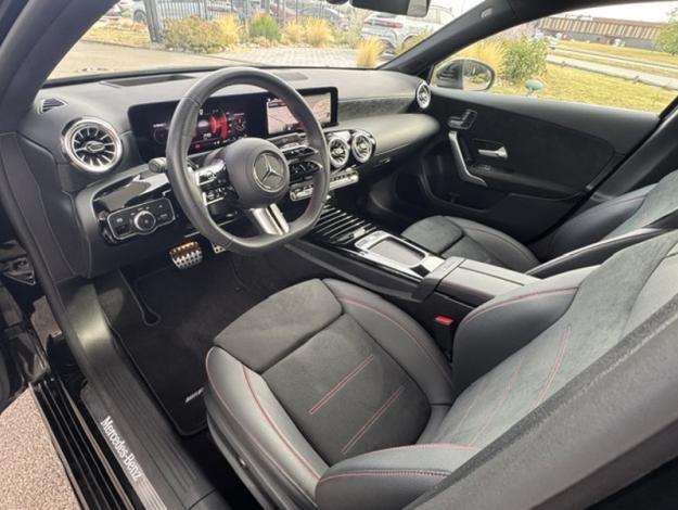MERCEDES-BENZ Classe A 200 d AMG Line  Classe A 200 d AMG Line