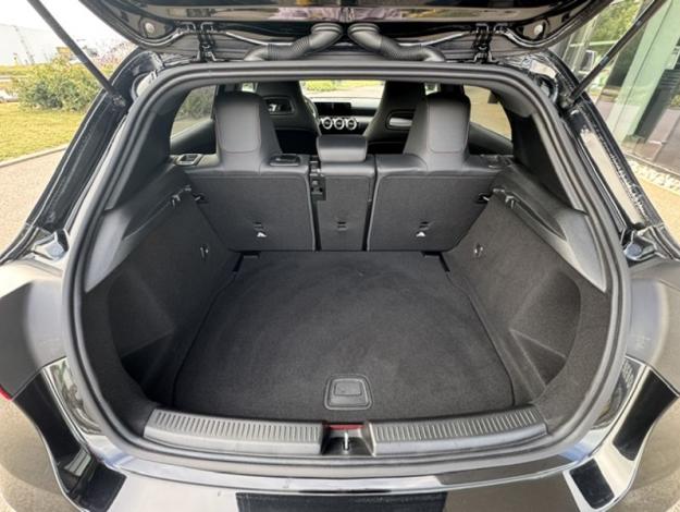 MERCEDES-BENZ Classe A 200 d AMG Line  Classe A 200 d AMG Line