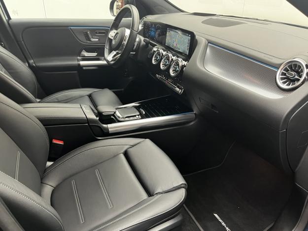 MERCEDES-BENZ EQA 250+ AMG Line  