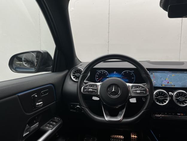 MERCEDES-BENZ EQA 250+ AMG Line  
