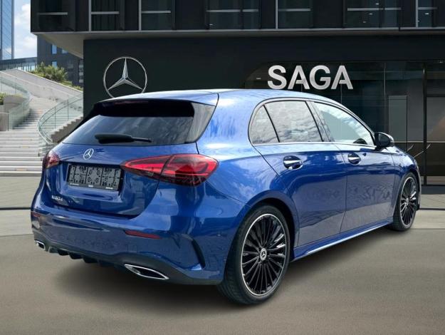 MERCEDES-BENZ A 180 d AMG Pack Night Toit Pano  