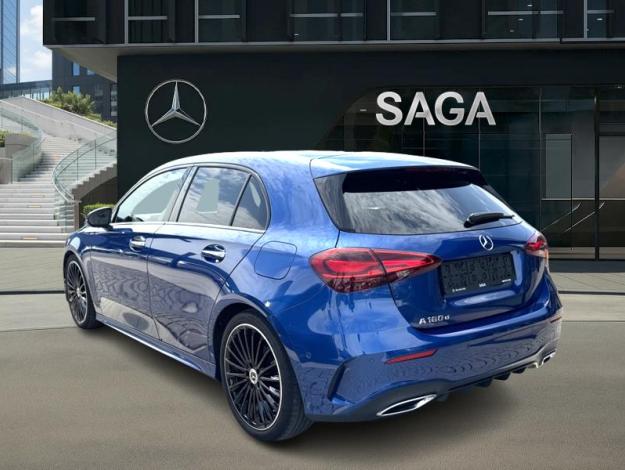 MERCEDES-BENZ A 180 d AMG Pack Night Toit Pano  