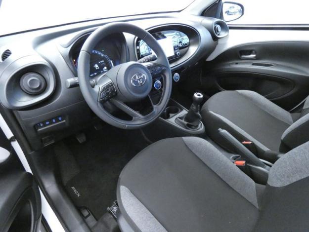TOYOTA Aygo X 1.0 VVT-i 72 Dynamic  