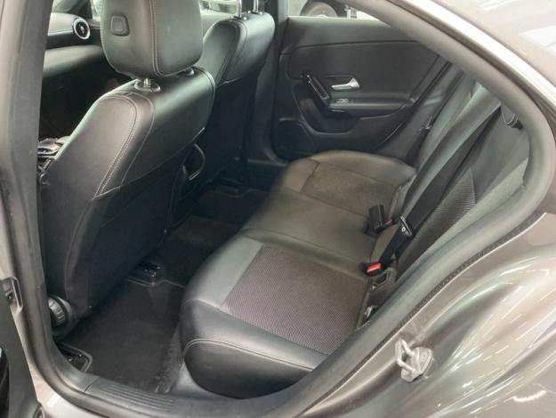 MERCEDES-BENZ CLA 180 d Coupé Automatique  