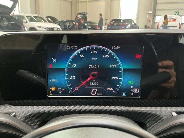 MERCEDES-BENZ CLA 180 d Coupé Automatique  