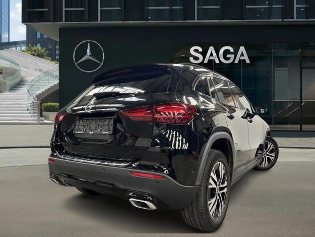 MERCEDES-BENZ GLA 250 e Luxury Pack Night  