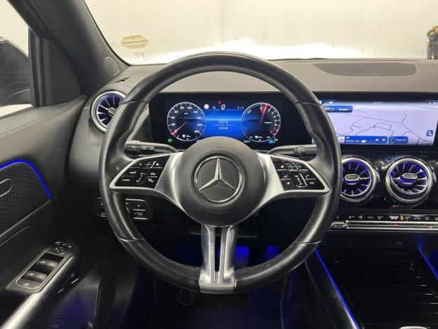 MERCEDES-BENZ GLA 250 e Luxury Pack Night  