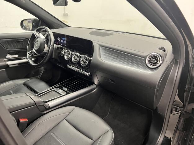 MERCEDES-BENZ GLA 250 e Luxury Pack Night  