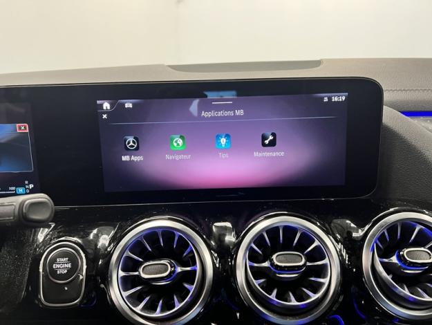 MERCEDES-BENZ GLA 250 e Luxury Pack Night  