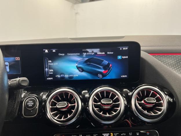 MERCEDES-BENZ GLA 250 e Luxury Pack Night  