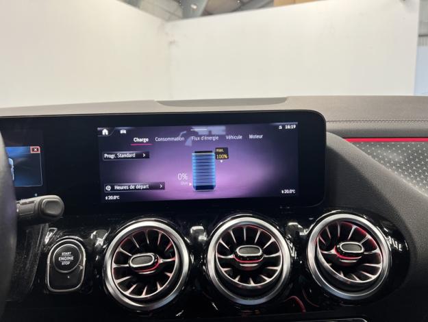 MERCEDES-BENZ GLA 250 e Luxury Pack Night  