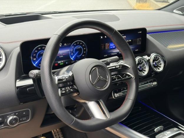 MERCEDES-BENZ EQA EQA 350 4MATIC