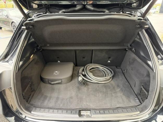 MERCEDES-BENZ EQA EQA 350 4MATIC