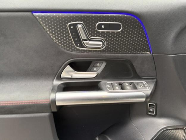 MERCEDES-BENZ EQA EQA 350 4MATIC