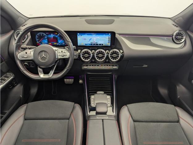 MERCEDES-BENZ GLA 250 e AMG Line  